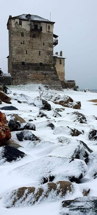 Ξενώνας Φωτεινη Ouranoupoli Esterno foto