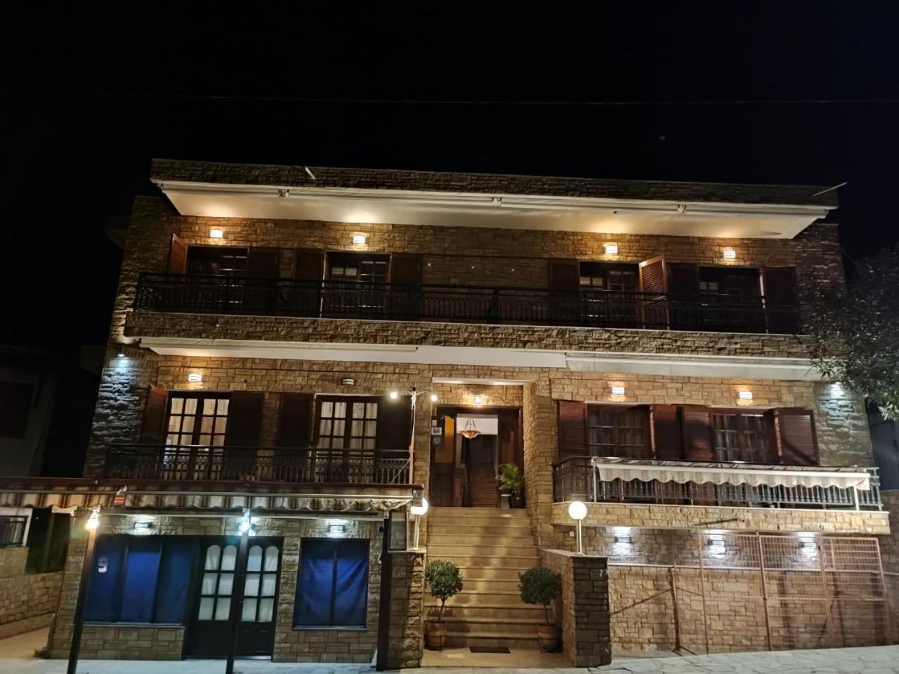 Ξενώνας Φωτεινη Ouranoupoli Esterno foto